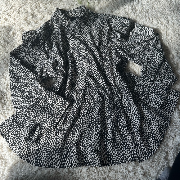 Who What Wear vintage speckled polka dot button turtleneck unique top bl… - Picture 1 of 5